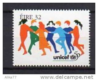 IRLANDE     Neuf **     Y. Et T.   N° 947      Cote:  1,25 Euros - Unused Stamps