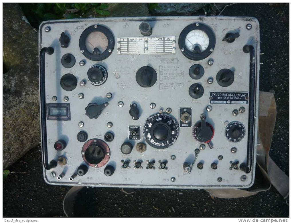 RARE APPAREIL  RADIO CONTROLE RADAR U.S. NAVY  Années 1950 - Radio's