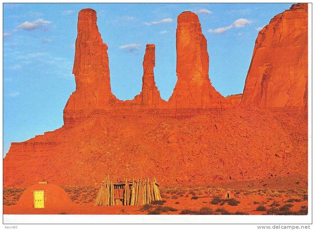 ETATS UNIS ARIZONA Three Sisters Monument Valley Cp Couleur - Grand Canyon