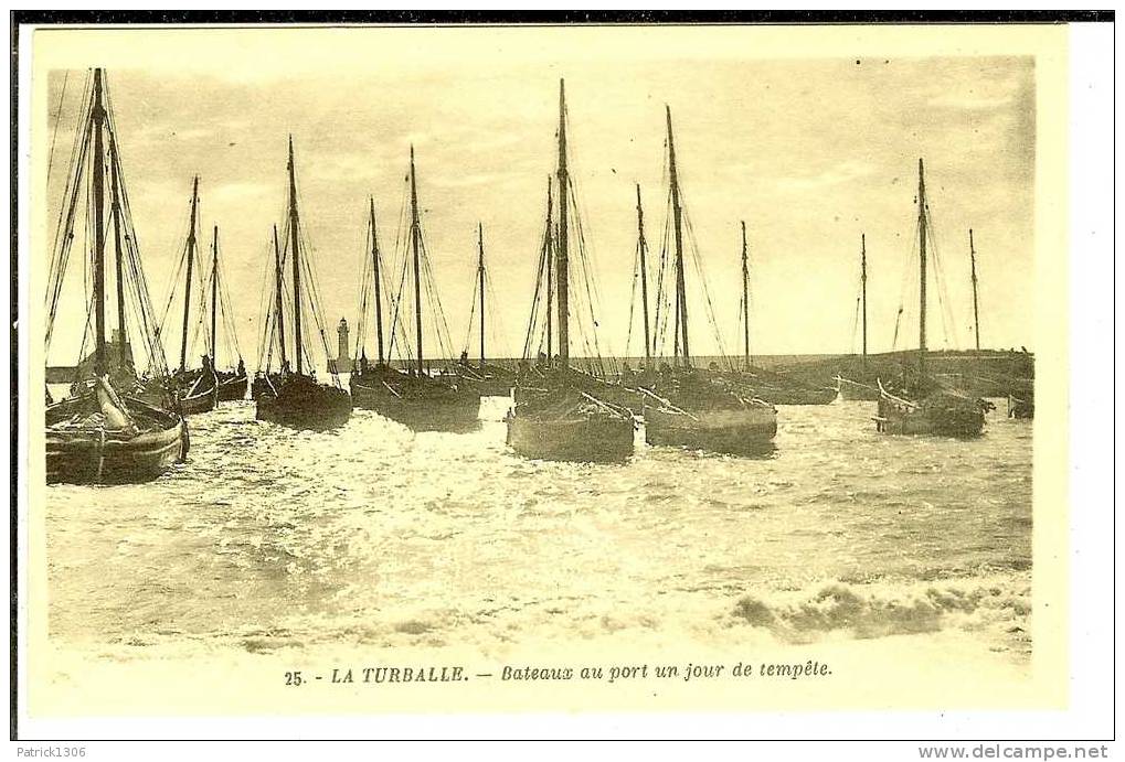 CPA  LA TURBALLE, Bateaux Au Port Un Jour De Tempête  3147 - La Turballe
