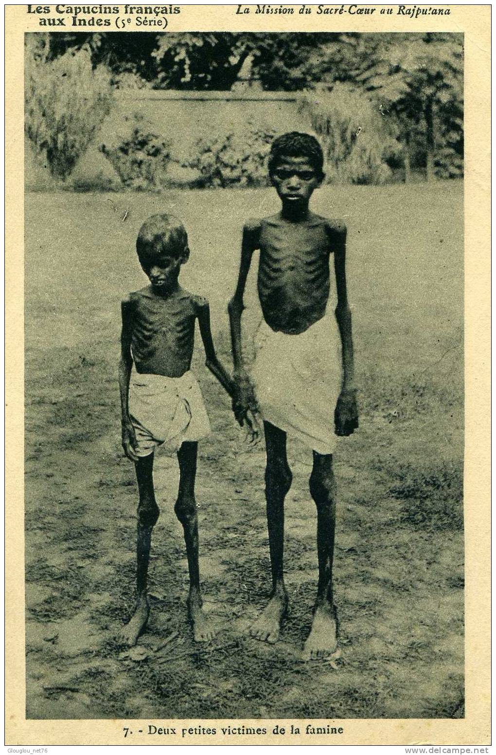 LES CAPUCINS FRANCAIS EN INDES...DEUX PETITES VICTIMES DE LA FAMINE....CPA  ANIMEE - Missions