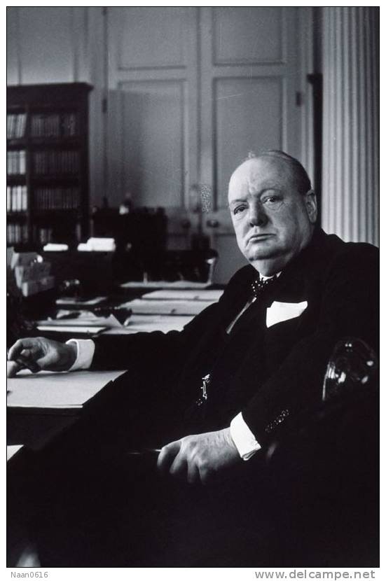 [Y32-29 ]    Sir Winston Churchill   , Postal Stationery -- Articles Postaux -- Postsache F - Sir Winston Churchill
