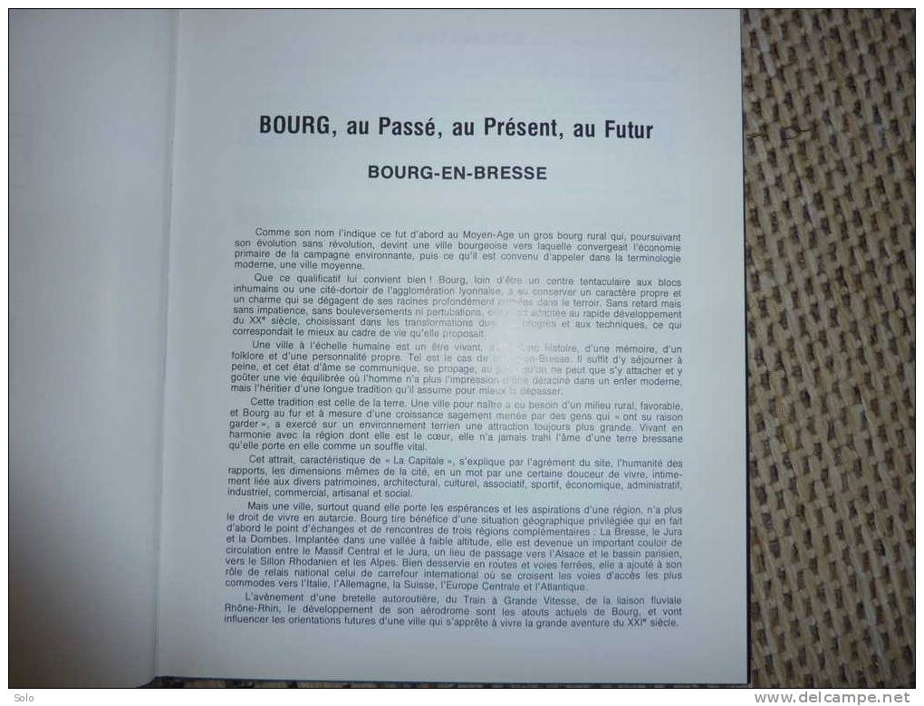 BOURG EN BRESSE (Libvre Offert Par Le Maire Aux Nouveaux Mariés - Imprimé En Février 1988) - Rhône-Alpes