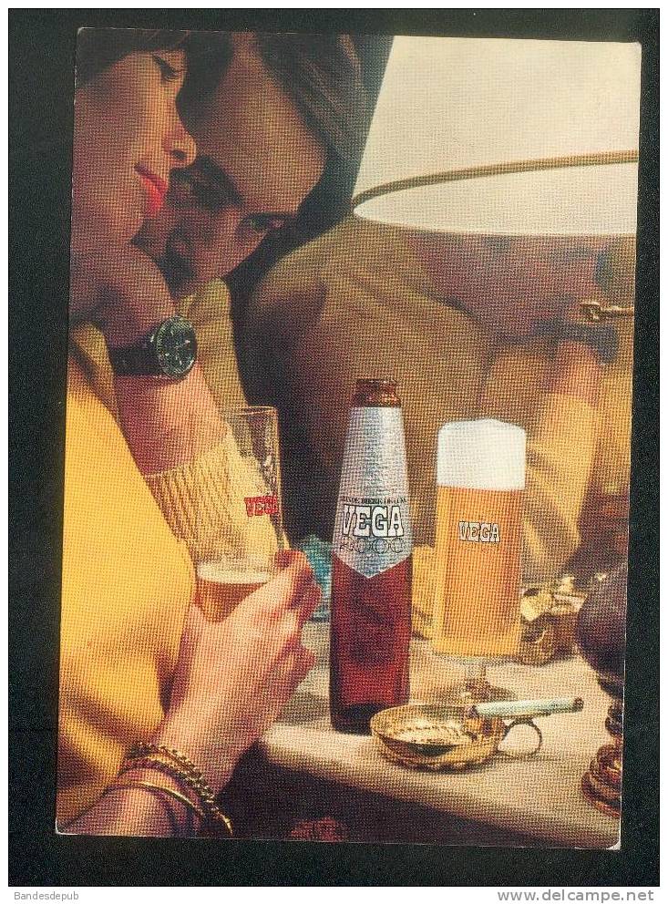 Carte Publicité Bière - Bières VEGA ( Couple Cigarette Cendrier   ) - Spielkarten