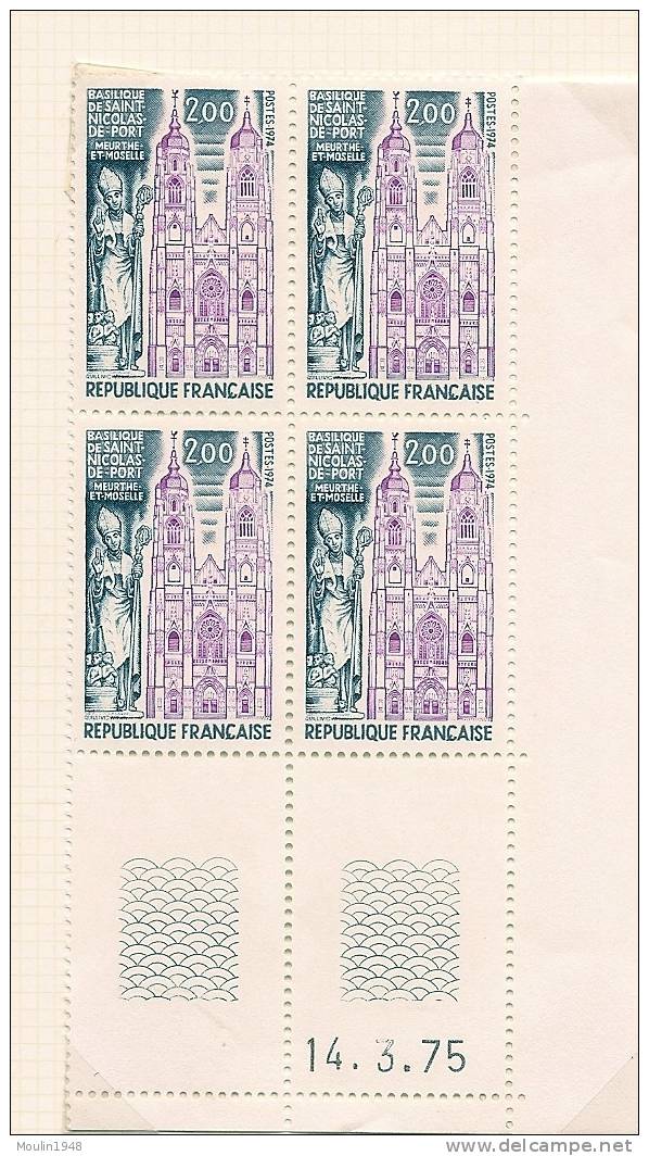 Bloc De 4 YT 1810 Basilique St Nicola Du Port  Coin Daté Du  14-3-75 - 1970-1979