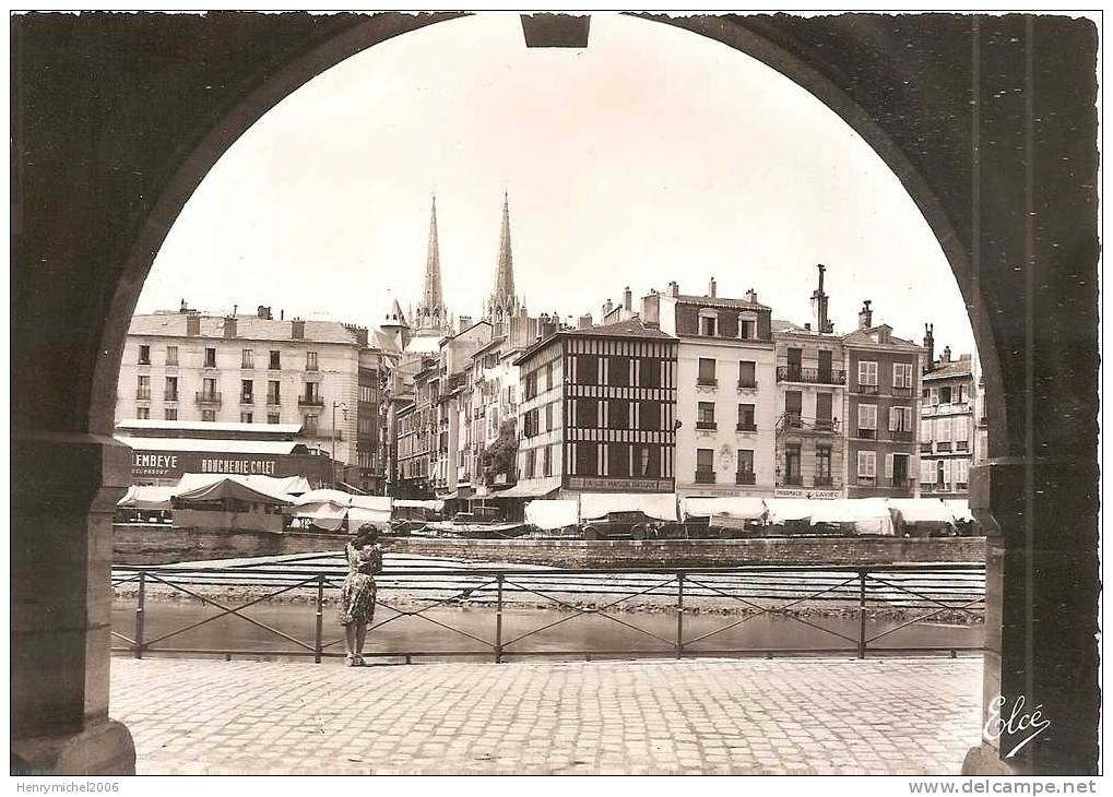 Pyrénées Atlantiques , Bayonne , Les Quais De La Nive En 1961 , Ed Photo Chatagneau De Bordeaux - Bayonne