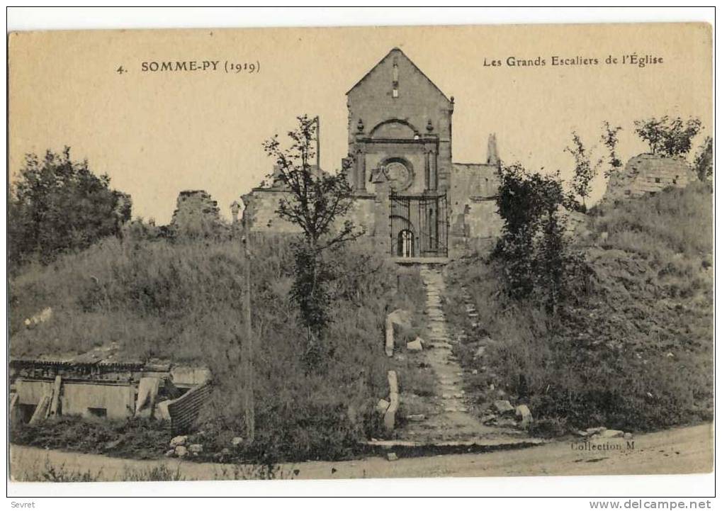 SOMME-PY. - Les Grands Escaliers De L'Eglise - Autres & Non Classés