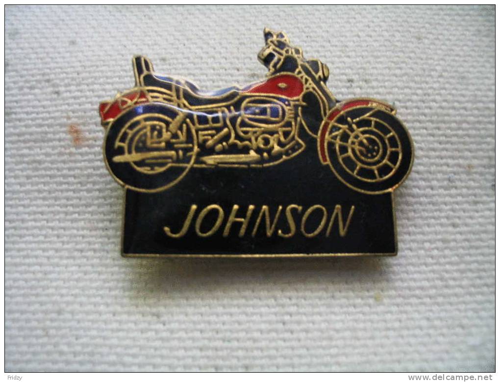 Pin´s Moto JOHNSON - Motorbikes