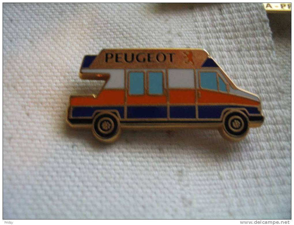 Pin´s PEUGEOT J5 Podium - Peugeot