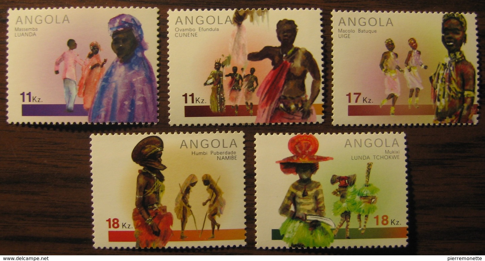 +Angola 2001, 1198-202, Instruments De Musique, 5v, N** - Angola