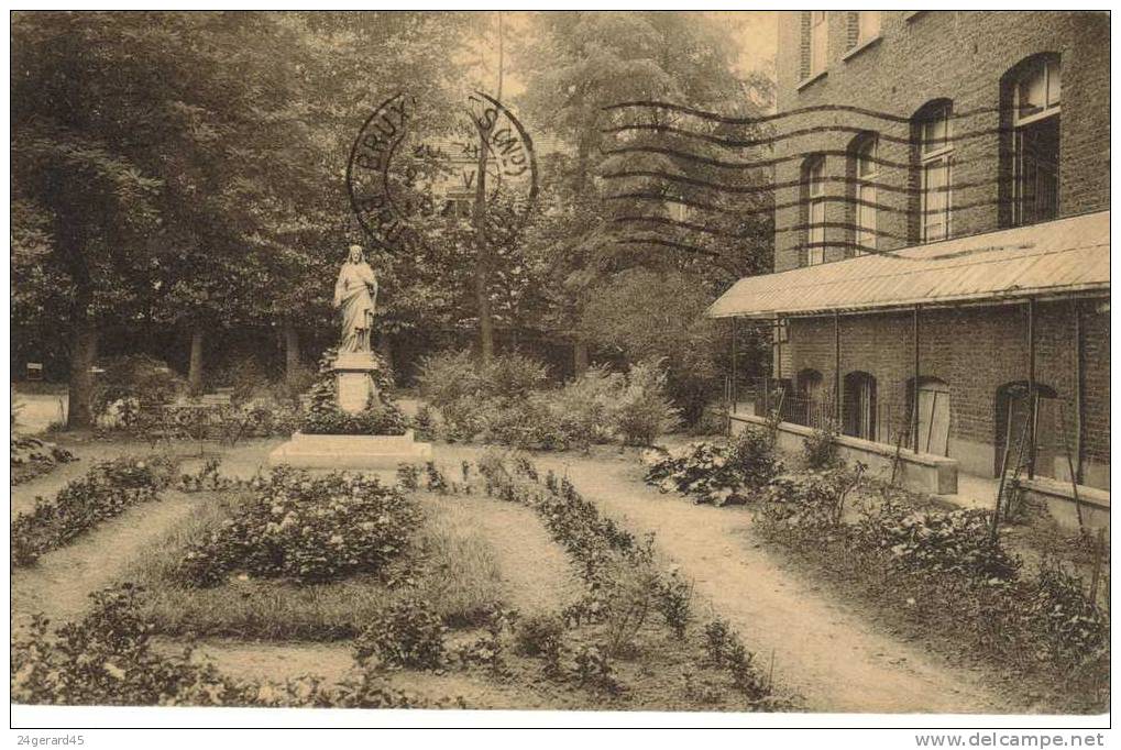 CPSM BRUXELLES (Belgique) - Institut Religieuse Gardiennes Adoratrices De L´Eucharistie Dites Dames St Aignan D´Orléans - Enseignement, Ecoles Et Universités