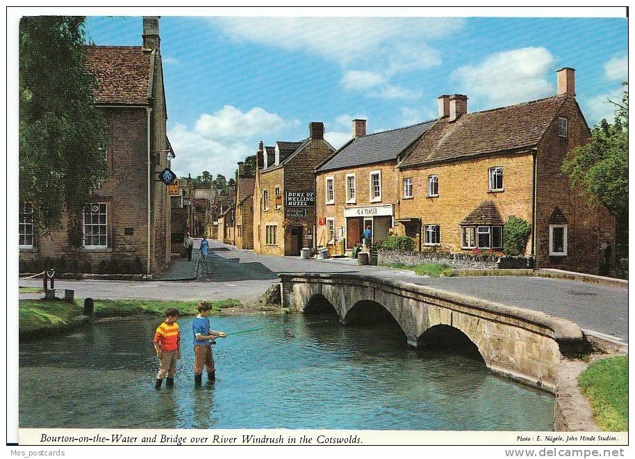 Gloucestershire - Bourton-on-the-Water And Bridge Over River Windrush In The Cotswolds  H897 - Altri & Non Classificati
