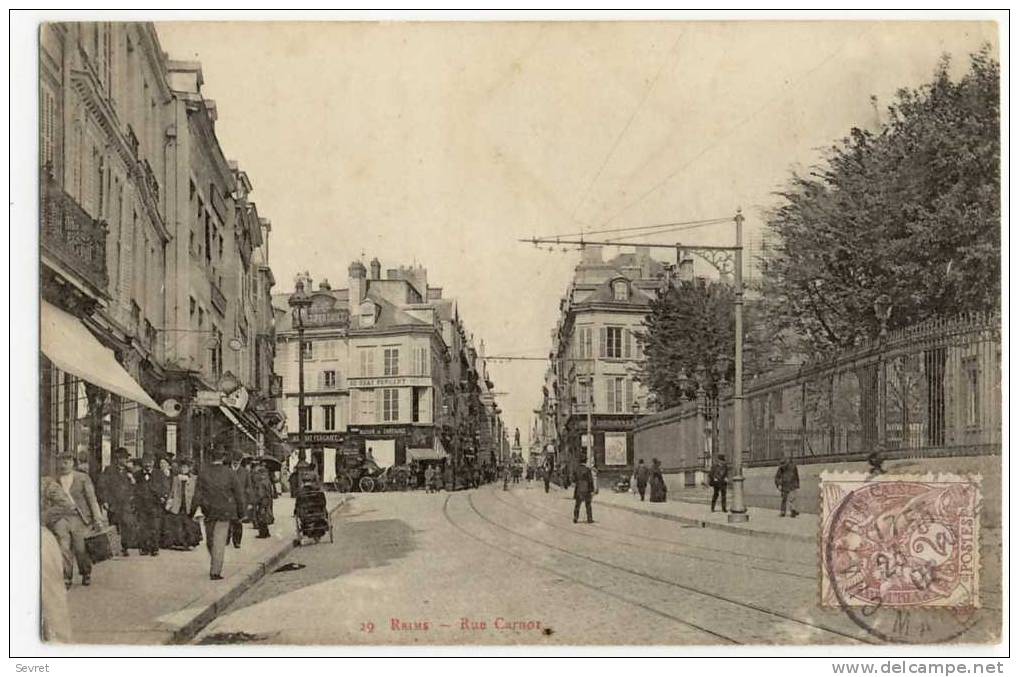 REIMS. - Rue Carnot - Reims