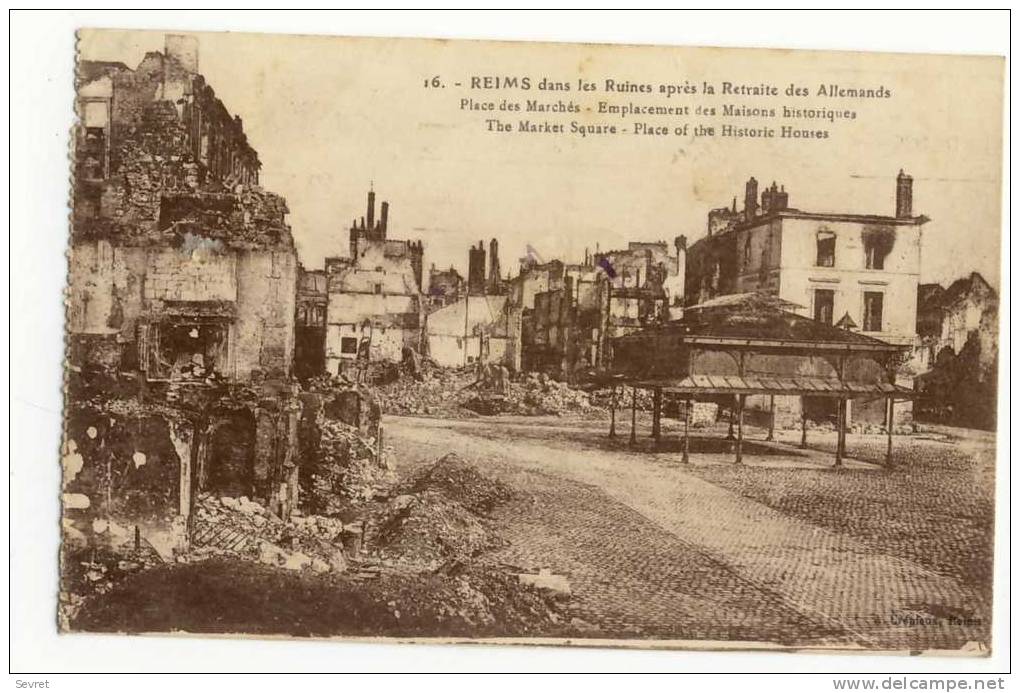 REIMS. - Place Des Marchés - Emplacement Des Maisons Historiques - Reims