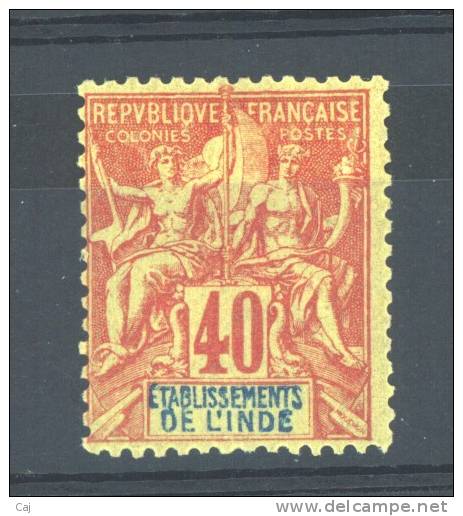 Inde  :  Yv  10  *    ,   N2 - Unused Stamps