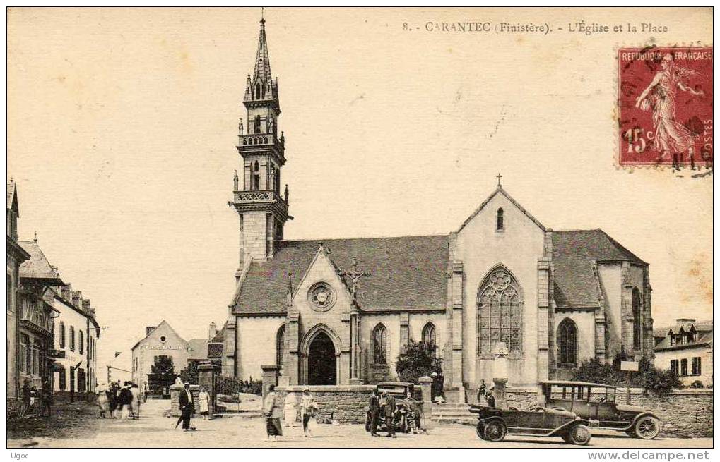 CPA -  29 - CARANTEC - L'Eglise Et La Place - 549 - Carantec