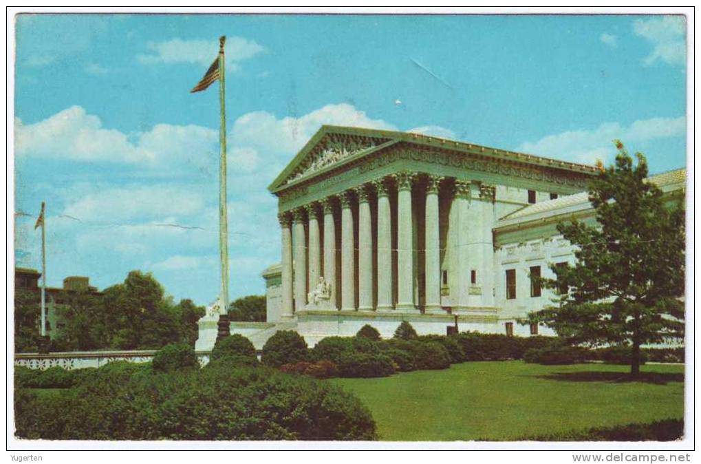 UNITED STATES - Circulated Postcard SUPREME COURT BUILDING WASHINGTON DC - Folded In The Middle - Washington DC