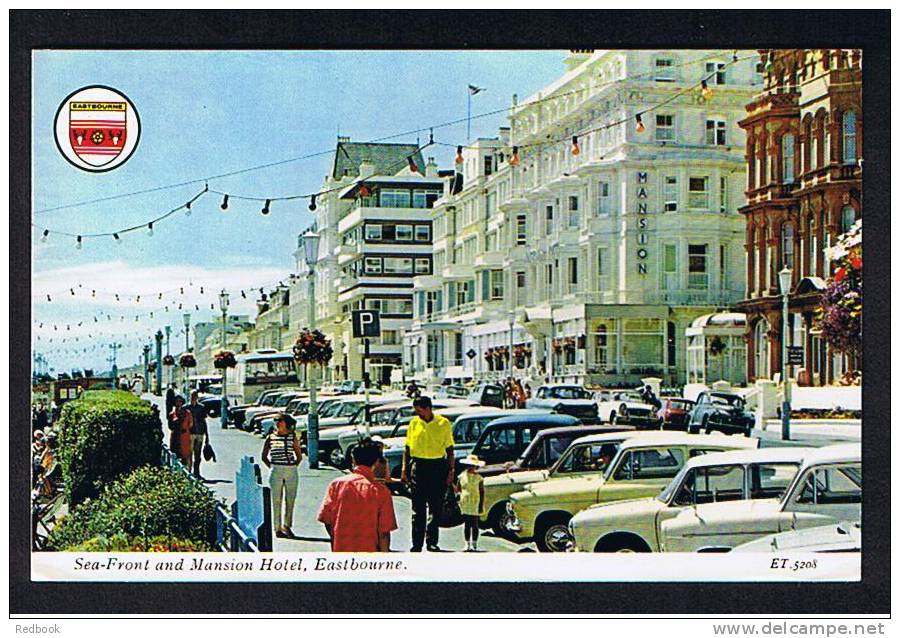 RB 702 -  1975 Animated Postcard Cars At Sea Front & Mansion Hotel Eastbourne Sussex - Eastbourne