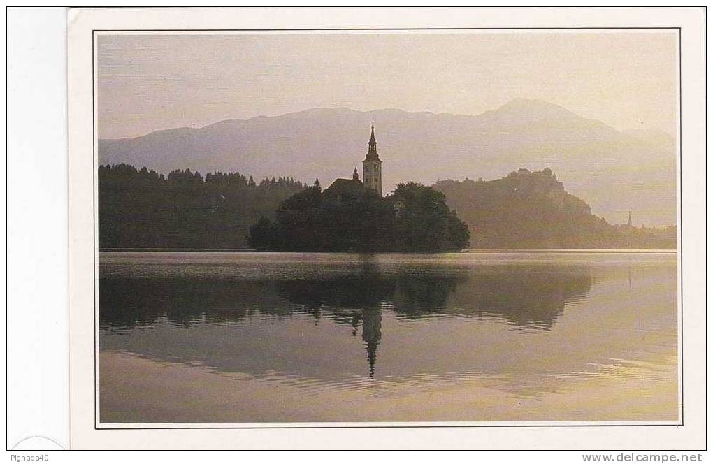 Cp , YOUGOSLAVIE , BLED , In The Slovene Alps , Église Sainte-Marie Du Lac - Jugoslawien
