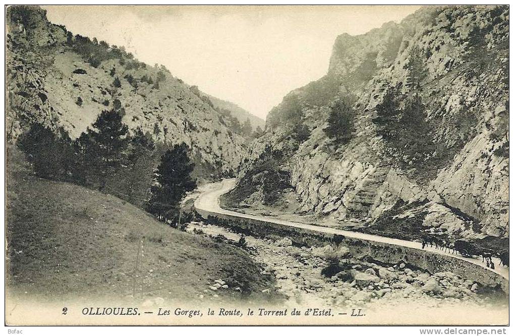 FRANCE  83 Ollioules Les Gorges La Route Ext    (il Peut Y Avoir 2 Scans) - Ollioules