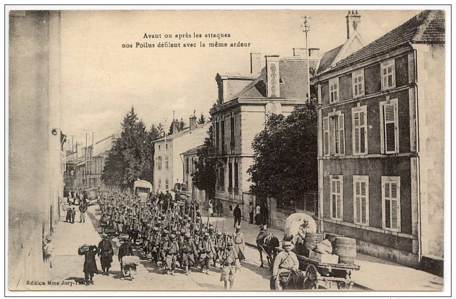 Vintage Postcard, Avant Ou Apres Les Attaques Nos Poilus Defilent Avec La Meme Ardeur - War 1914-18