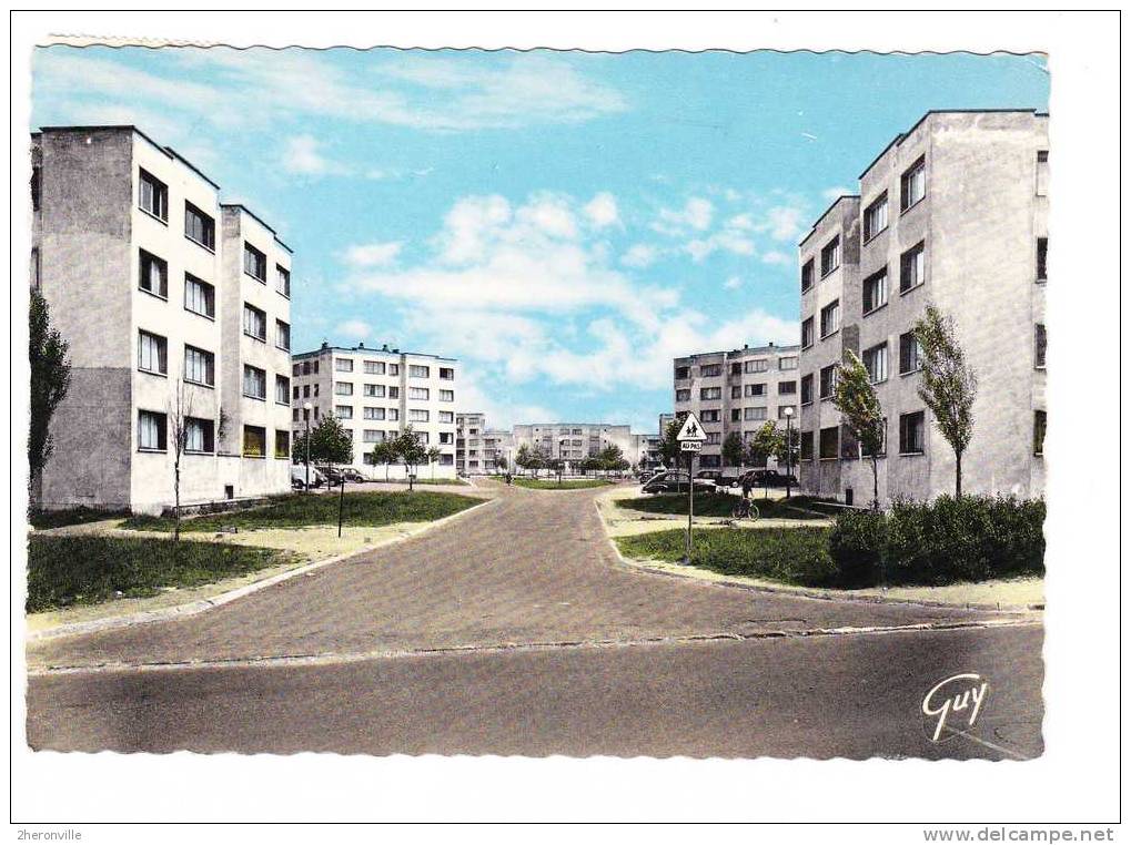 CPSM - 93 - LE BLANC MESNIL - Cité Victor Hugo - Le Blanc-Mesnil