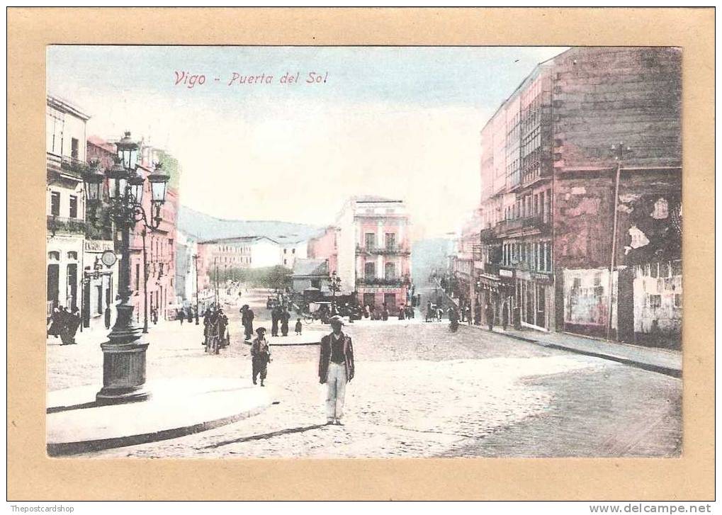 SPAIN ESPANA Vigo Puerta Del Sol 8427 Felisa Barba Palma 2 Vigo Fot Llanos - Pontevedra