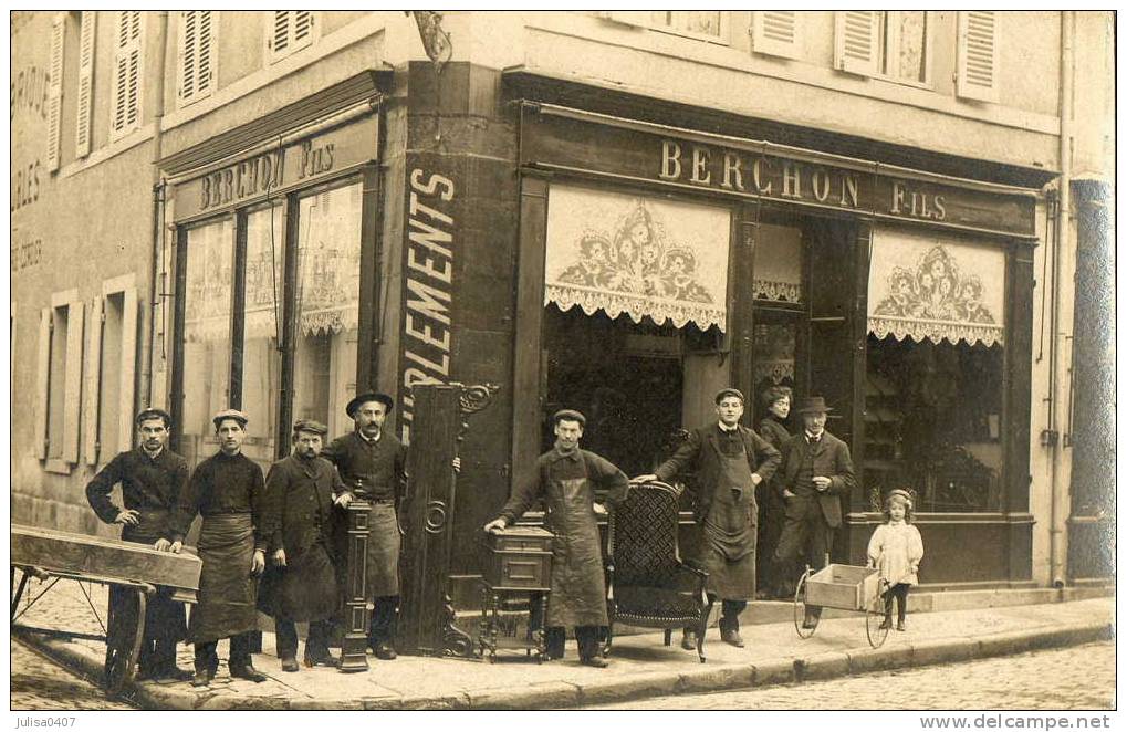 SAINT AMAND MONTROND (18) Carte Photo Devanture Fabrique Meubles Berchon - Saint-Amand-Montrond