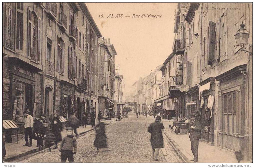 ALAIS / RUE ST VINCENT - Alès