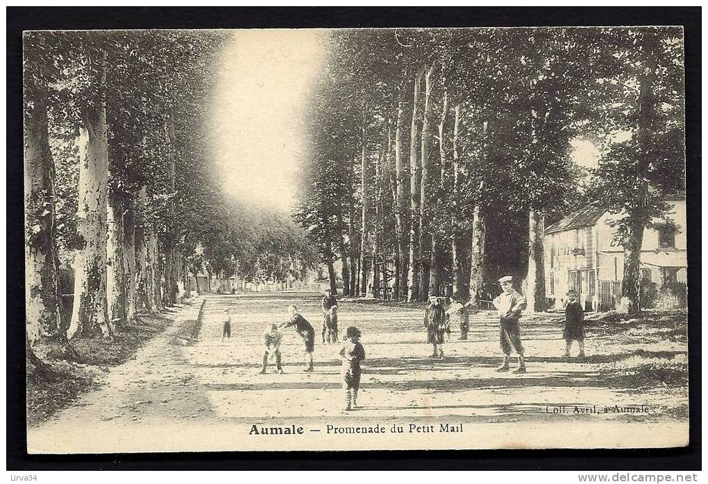 CPA  ANCIENNE- FRANCE- AUMALE (76)- LA PROMENADE DU PETIT MAIL AVEC BELLE ANIMATION D'ENFANTS- - Aumale