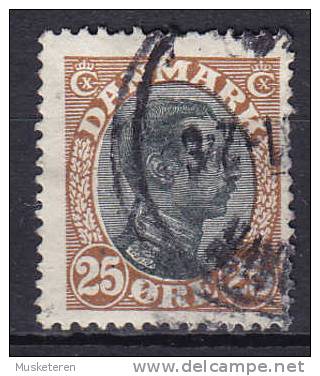 Denmark 1919 Mi. 100    25 Ø King König Christian X. ERROR Variety Black Centre Pushed To The Right - Abarten Und Kuriositäten