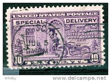 United States 1927 10 Cent Special Delivery, Motorcycle Delivery Issue #E15 - Espressi & Raccomandate