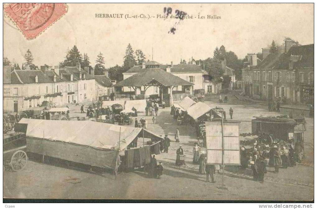 Place Du Marché - Les Halles - Herbault