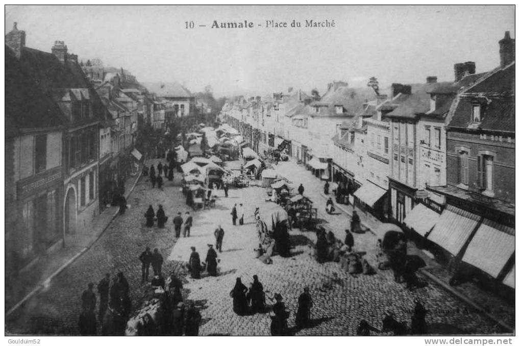 Place Du Marché - Aumale