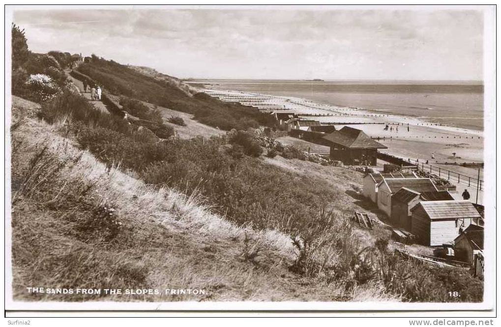 FRINTON ON SEA - THE SANDS FROM THE SLOPES RP 1950 - Autres & Non Classés