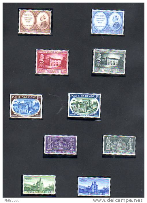 Vaticano Avec Taxes, Blocs, PA,  Entre 261 Et 1032**  Cote Yvert  1027 € - Collections