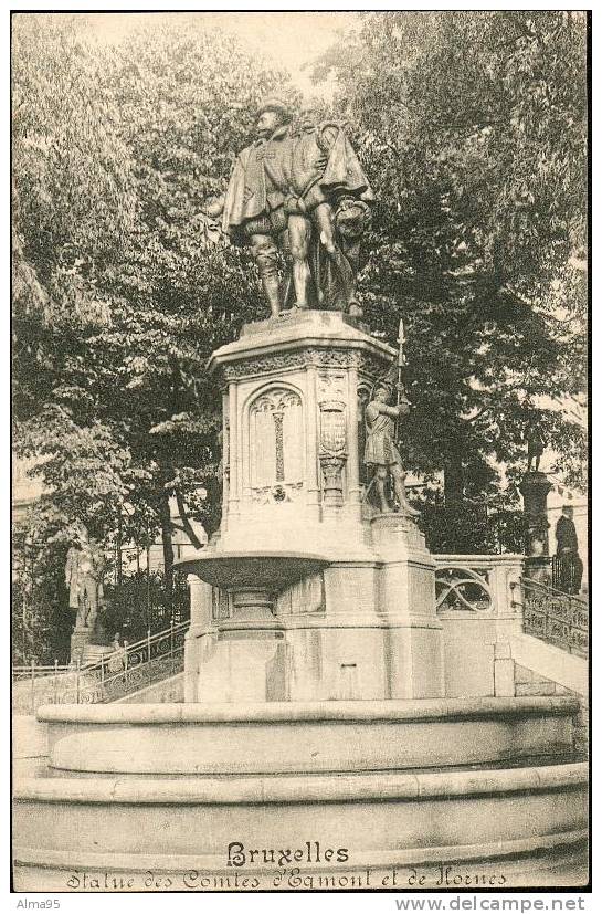 BELGIQUE - BRUXELLES - Statue Des Comtes D'Egmont Et De Hornes - Berühmte Personen