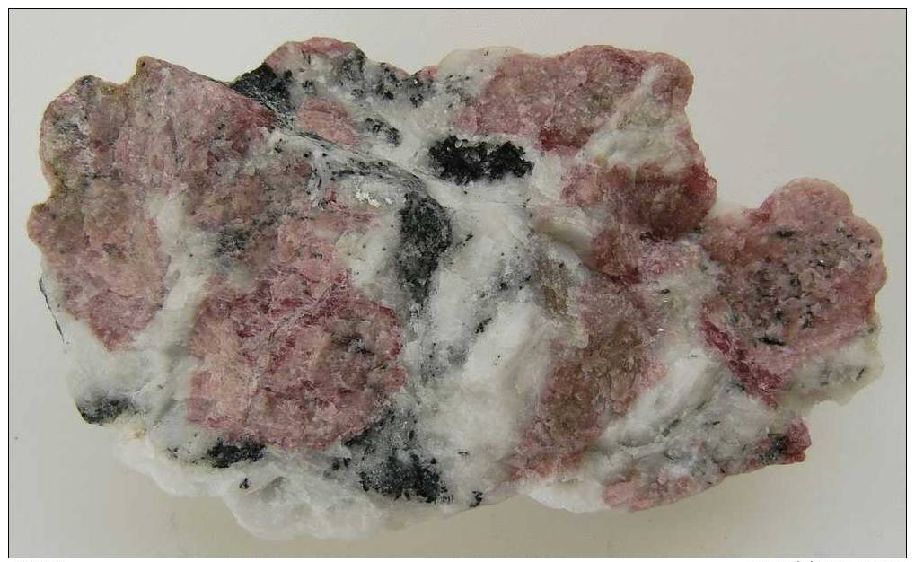 Systematikmineral EUDIALYT - Mineralien