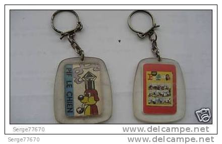 PIF Gadget VAILLANT Porte Clés Arnal Fume La Pipe Cheminée Pc Anhänger Sleutelhanger Keyring Keychain Clé Clef Clefs - Vaillant