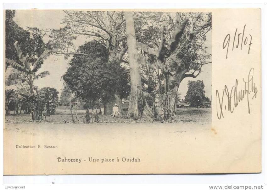 C 5453 - DAHOMEY - Une Place à Ouiddah -  Belle CPA 1907 - - Dahomey