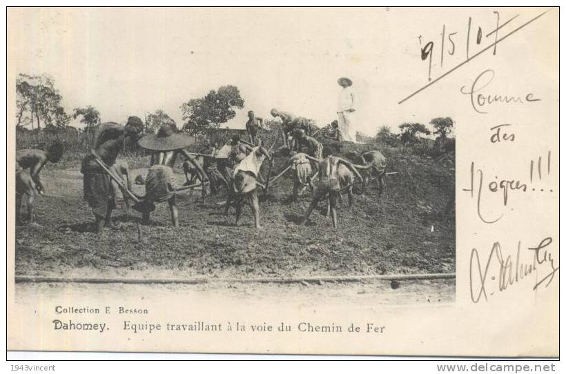 C 5457 - DAHOMEY - Equipe Travaillant à La Voie Du Chemin De Fer  -  Rare Et Belle CPA 1907 - - Dahomey