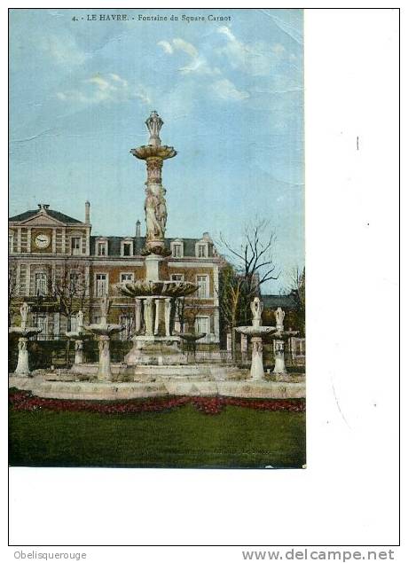 76 LE HAVRE FONTAINE  DU SQUARE CARNOT  1945 - Station