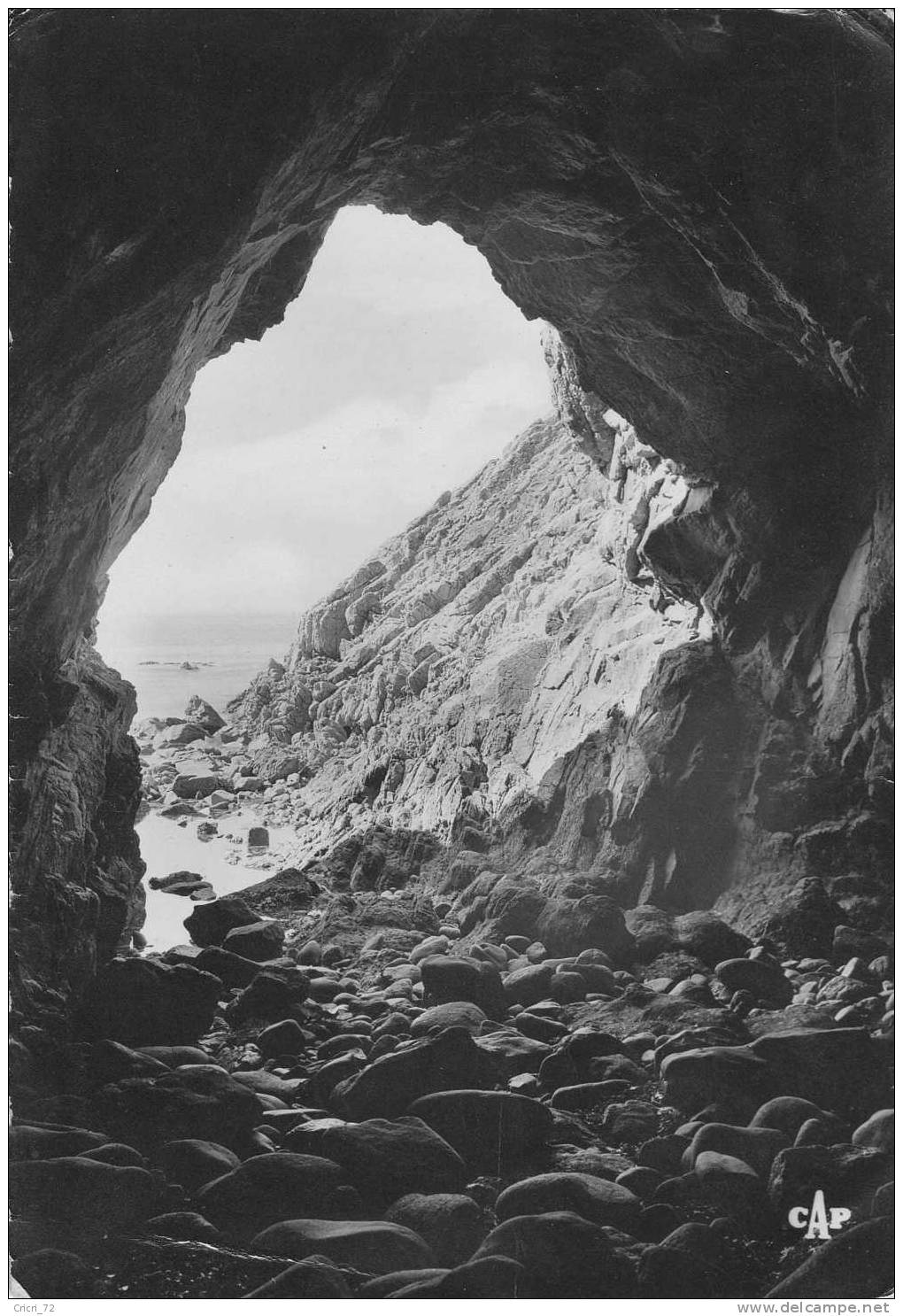 LA GRANDE COTE Grotte Des Korrigans Postée De La Turballe - La Turballe