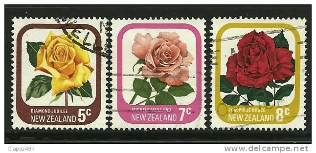 ● NEW ZEALAND - 1975 / 79 - ROSE - N. 694 . . . Usati - Dent. 14,5 X 14  - Cat. ? €  - Lotto 79 - Used Stamps