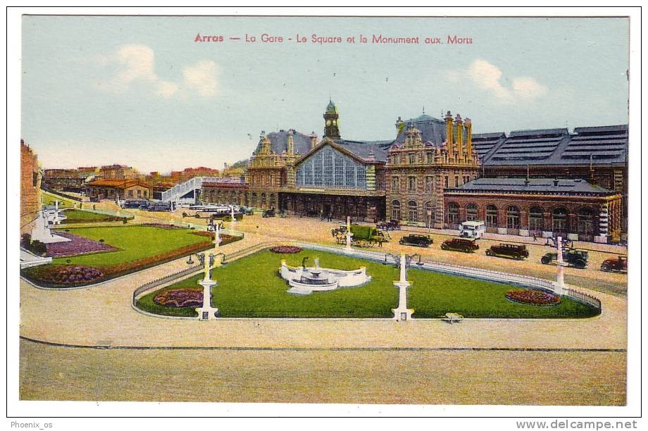 FRANCE - Arras, La Gare - Le Square Et La Monument Aux. Morts - Beuvry