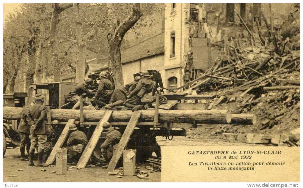 LYON - SAINT-CLAIR - RHÔNE - PEU COURANTE CPA ANIMEE DE 1932. - Autres & Non Classés