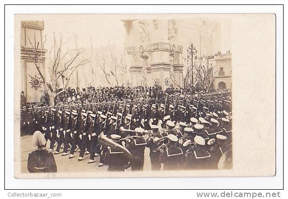 ARGENTINA MILITARY MARCH 1920 REAL PHOTO FESTIVITY PRESIDENT YRIGOYEN - VINTAGE POSTCARD - WIN320 - Patriottisch