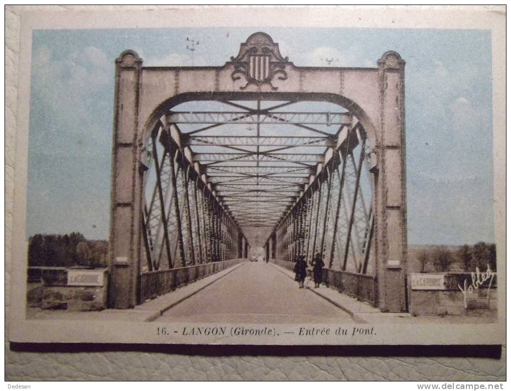 CPA Langon Gironde Entrée Du Pont - Couleur 1957 - Langon