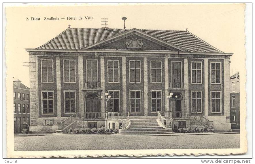 DIEST-STADHUIS - Diest