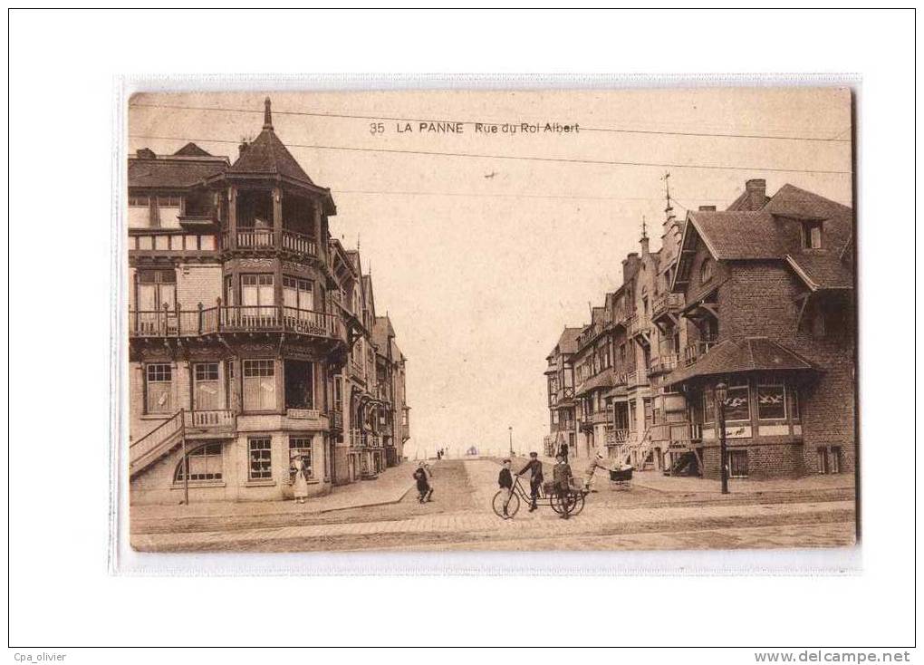 BELGIQUE La Panne, Rue Du Roi Albert, Animée, Villas, Ed Bazar De Mailly 35, 1923 - De Panne